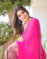download (22) Kirti Sanon