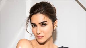 download (24) Kirti Sanon